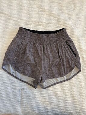 lululemon athletica Women's Heathered Charcoal Athletic Shorts, size 6